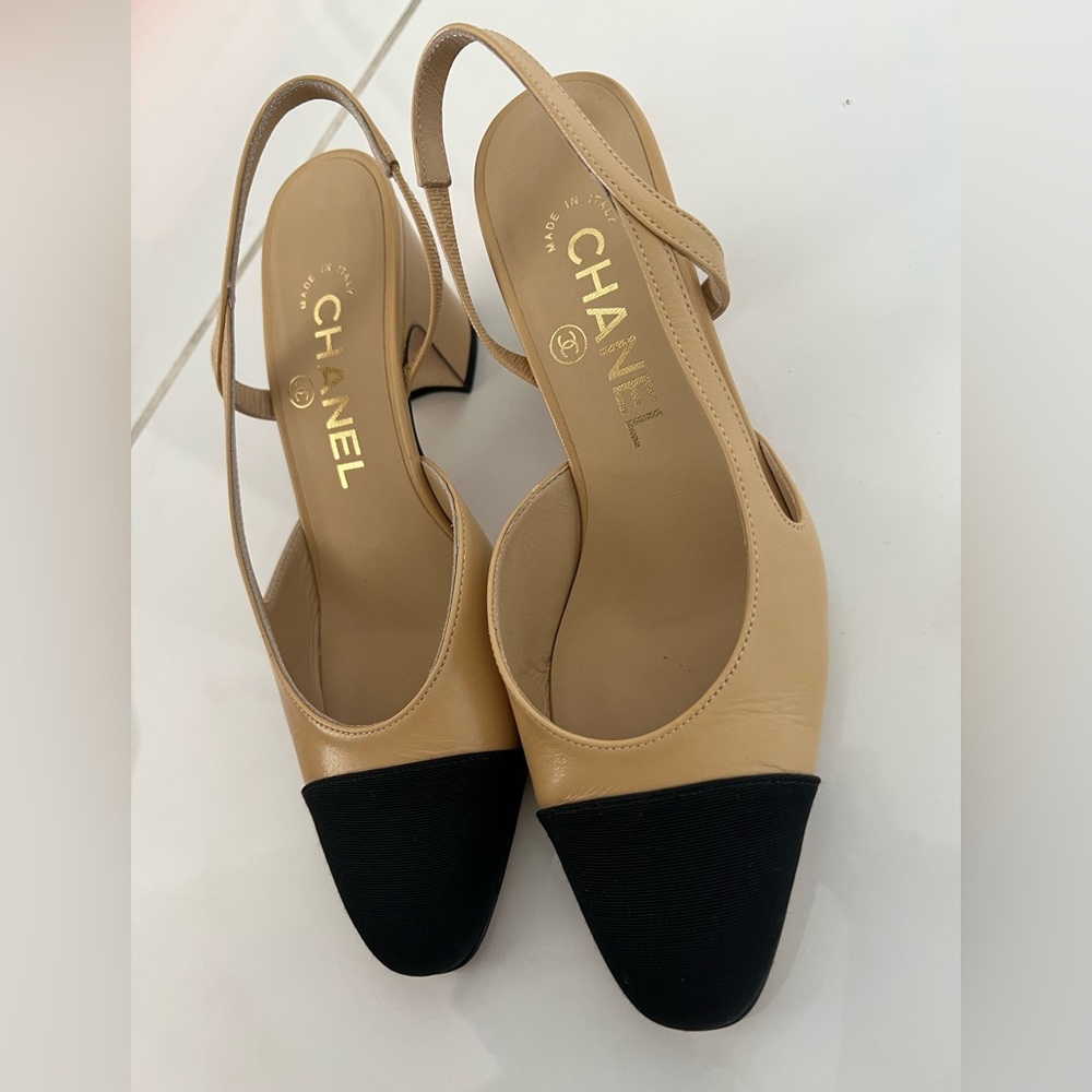 Chanel Slingbacks (Beige & Black) Size 34.5